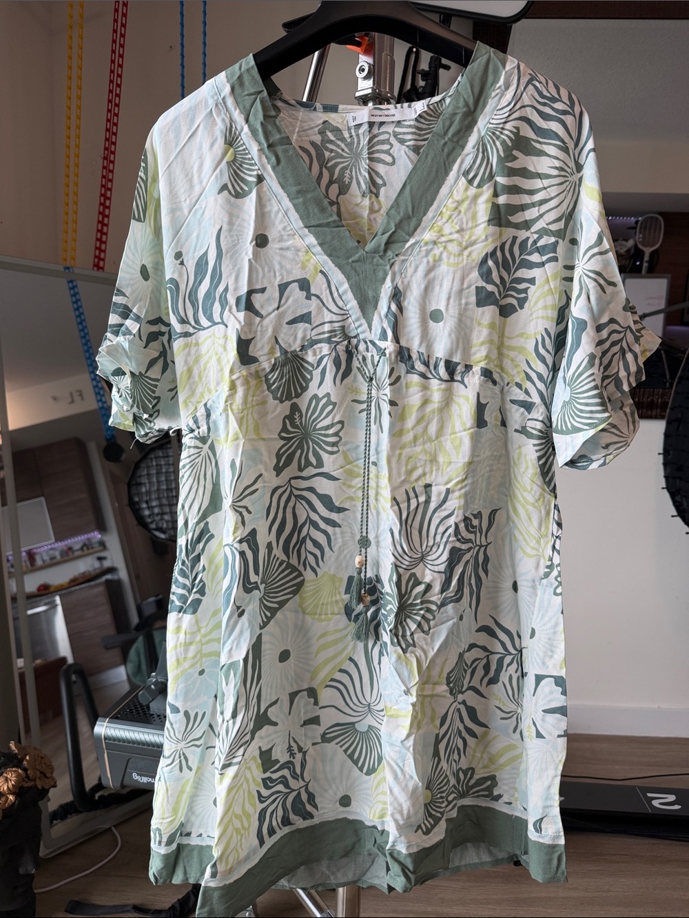 Light Green Floral V-Neck Tunic Dress Set
